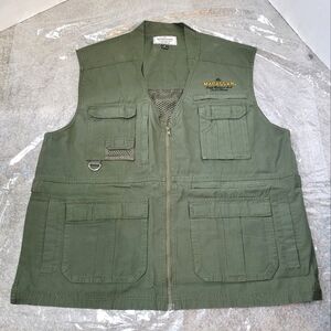 The MACALLAN Whiskey Fishing Vest Size XL Army Green Photography
